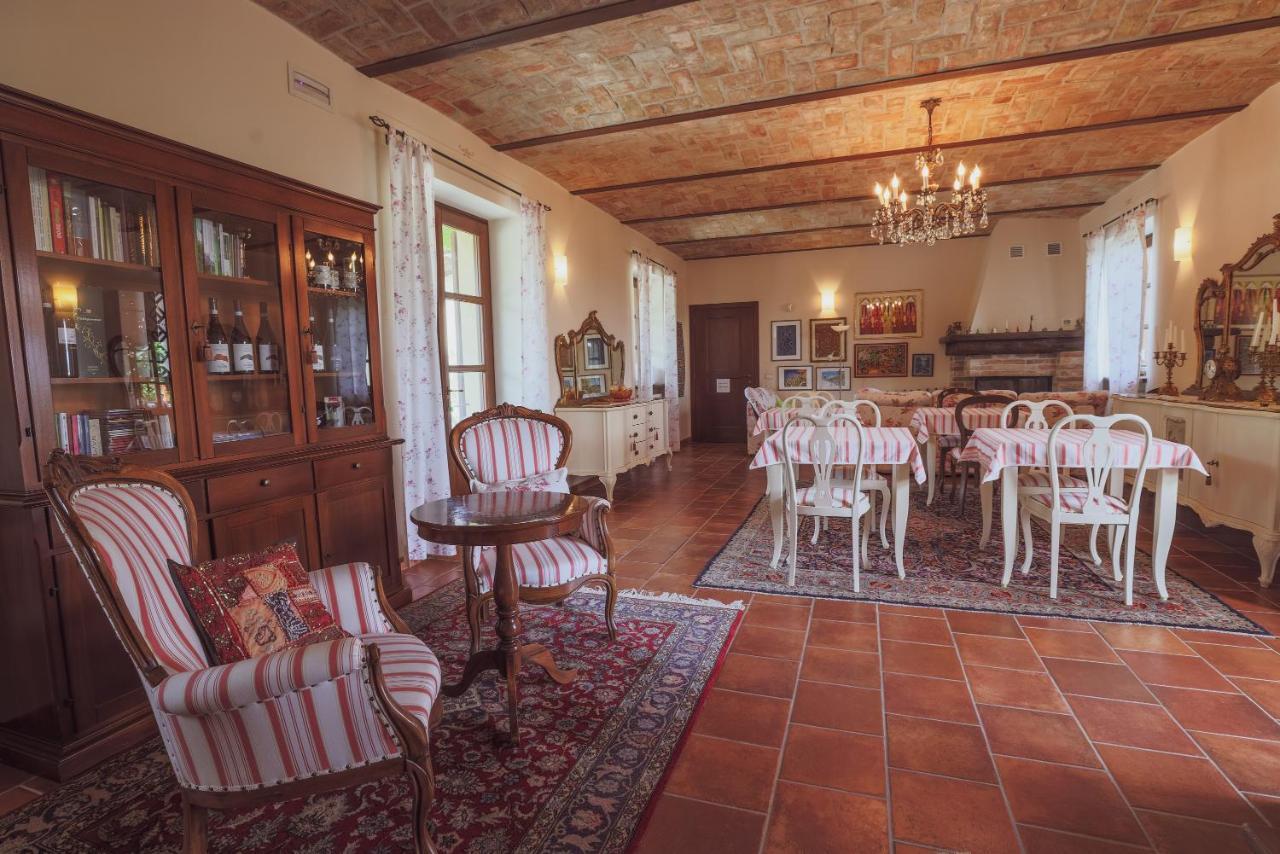 Agriturismo Tre Stelle Барбареско Екстериор снимка